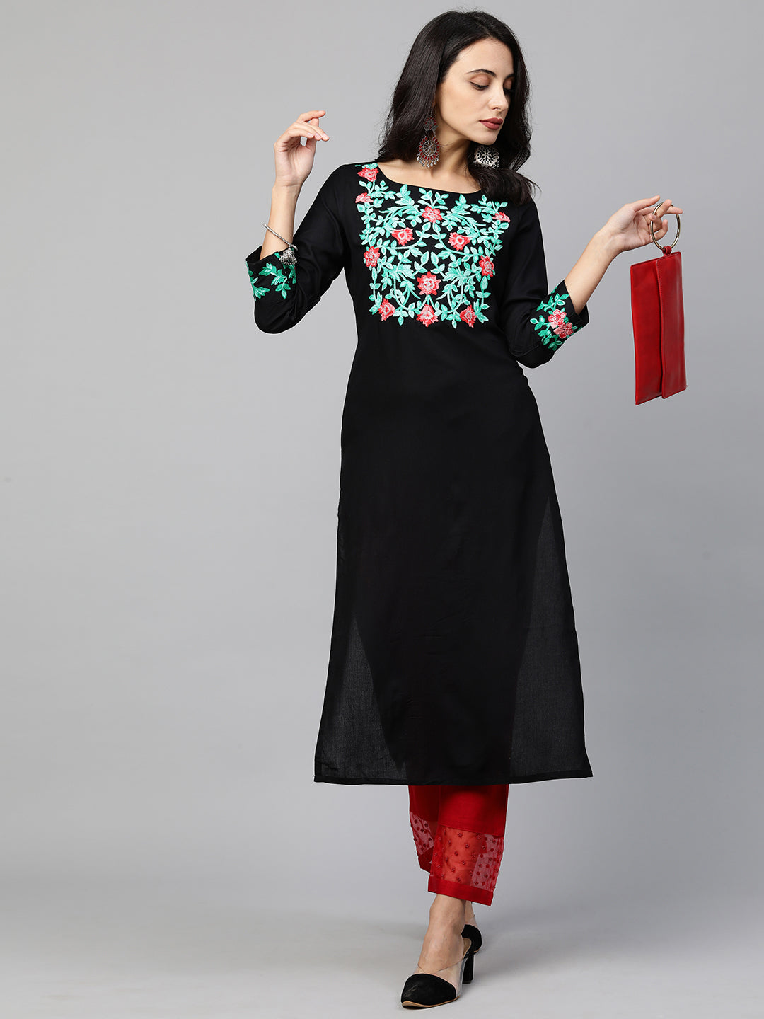 Floral Embroidered Straight Kurta - Black