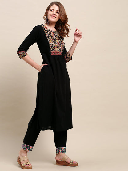 Black Solid A-Line Flared Kurta - Black