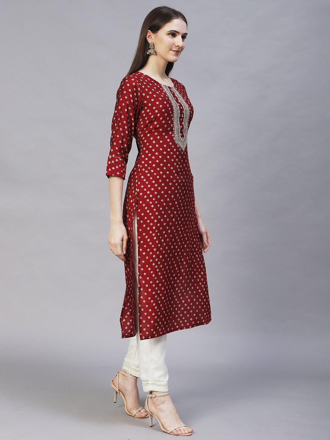 Bandhani Printed & Embroidered Straight Fit Kurta – Maroon