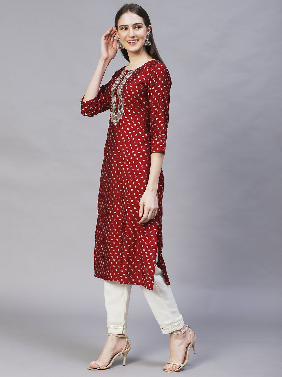 Bandhani Printed & Embroidered Straight Fit Kurta – Maroon