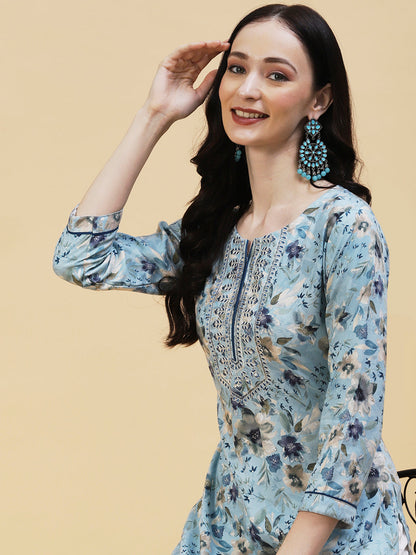 Floral Foil Printed Resham & Sequins Embroidered Kurta - Sky Blue