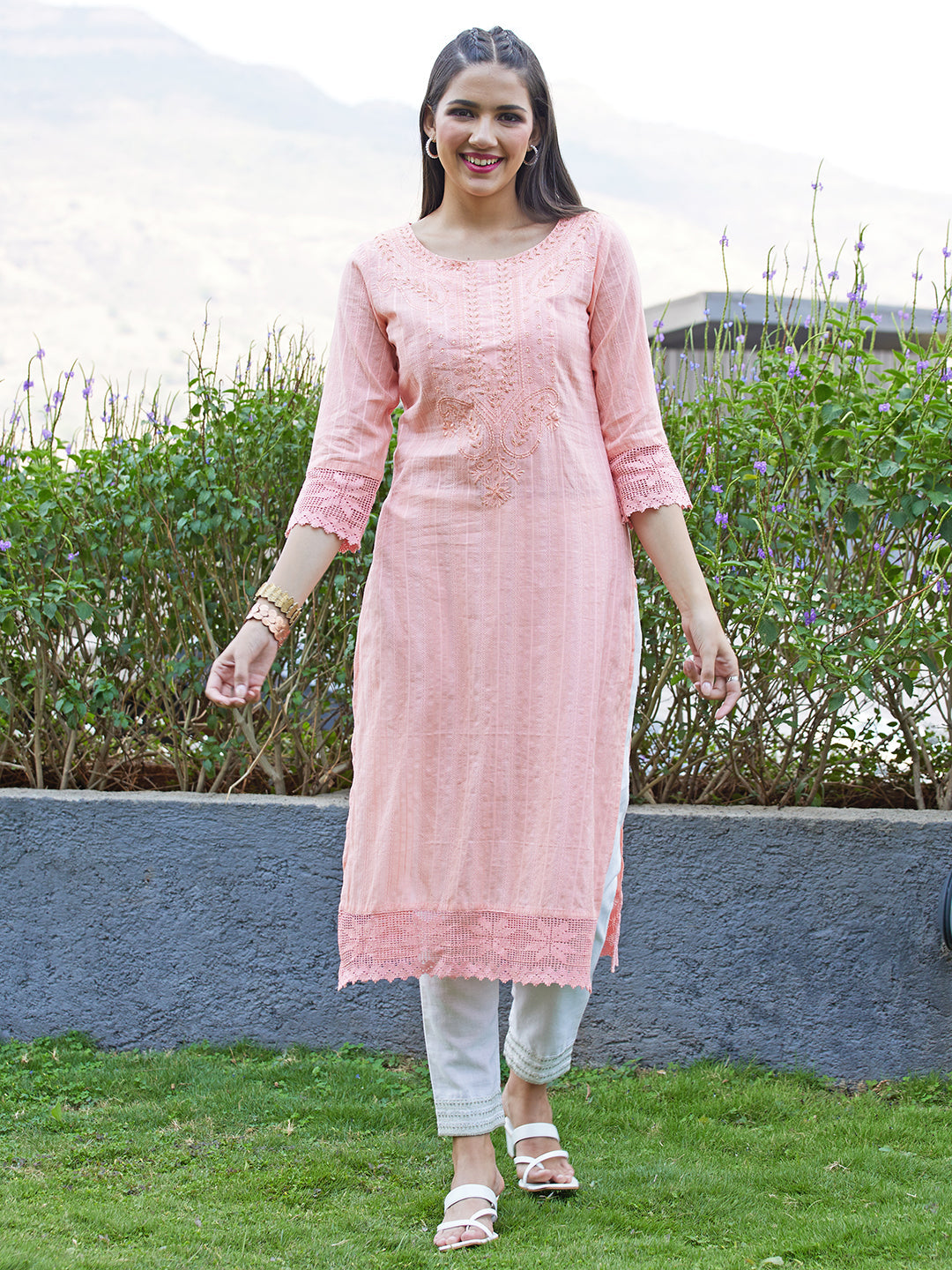 Ethnic Hand Embroidered Straight Fit Kurta - Peach