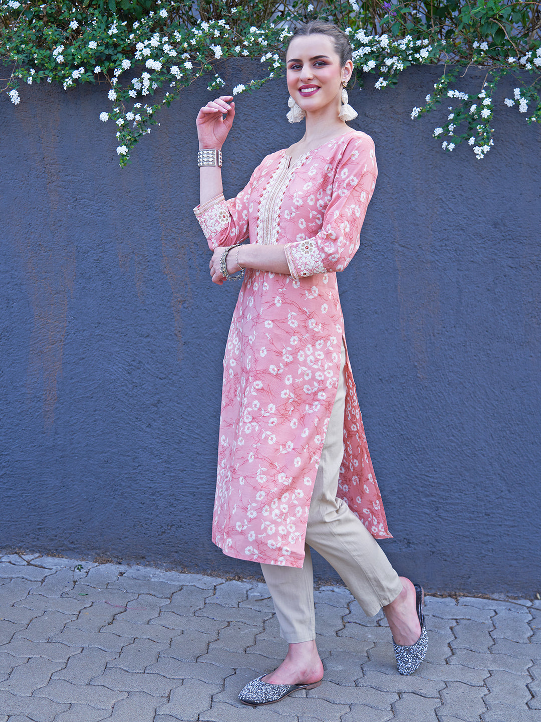 Floral Printed & Zari Embroidered Straight Fit Kurta - Light Coral Pink