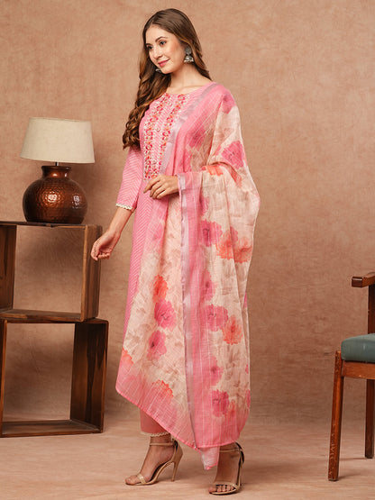 Chevron Printed Resham Embroidered kurta with Pants & Dupatta - Pink