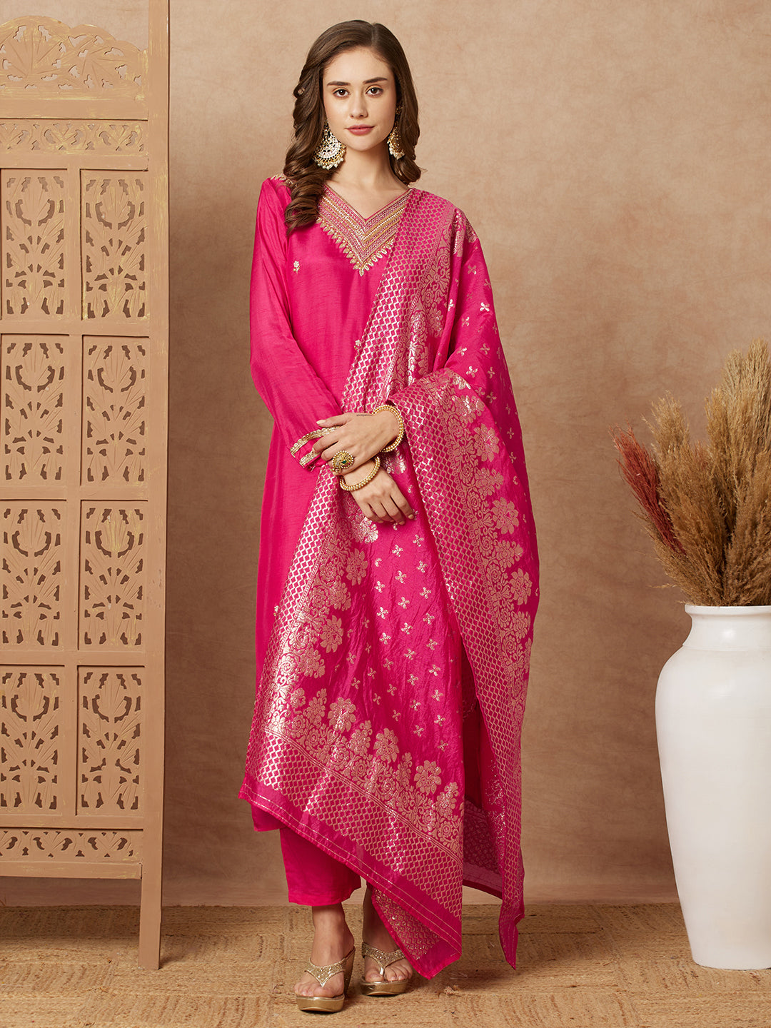 Floral Hand Embroidered Straight & Kurta with Pant & Brocade Dupatta - Pink