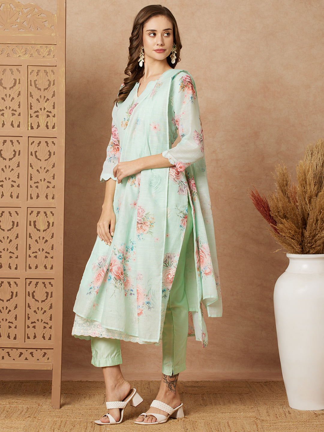 Floral & Printed & Hand Embroidered Kurta with Pant & Dupatta - Mint Green