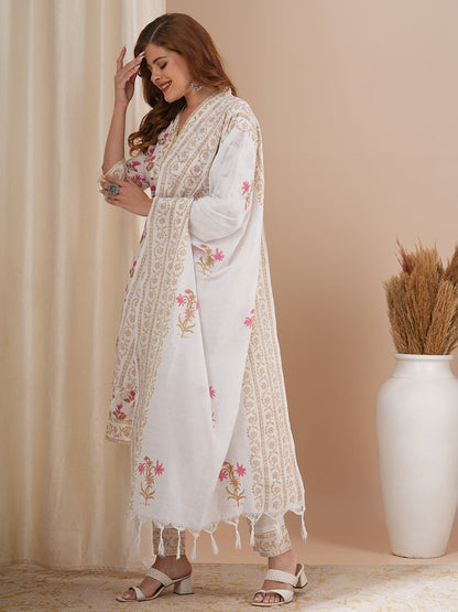 Floral Printed & Embroidered Straight Kurta with Pant & with Printed Dupatta – Off White