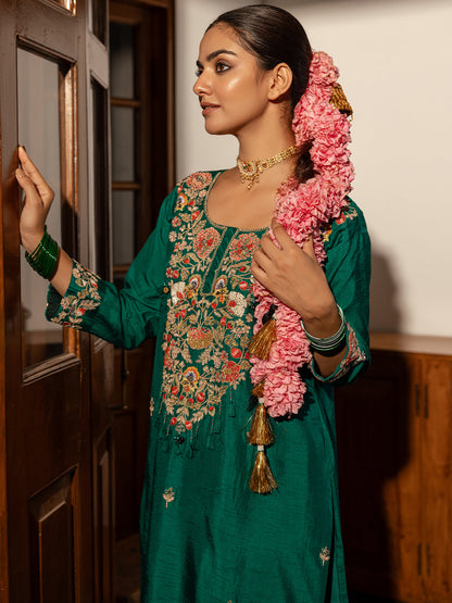 Floral Hand Embroidered Straight Fit Kurta with Pant and Dupatta - Green