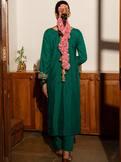 Floral Hand Embroidered Straight Fit Kurta with Pant and Dupatta - Green