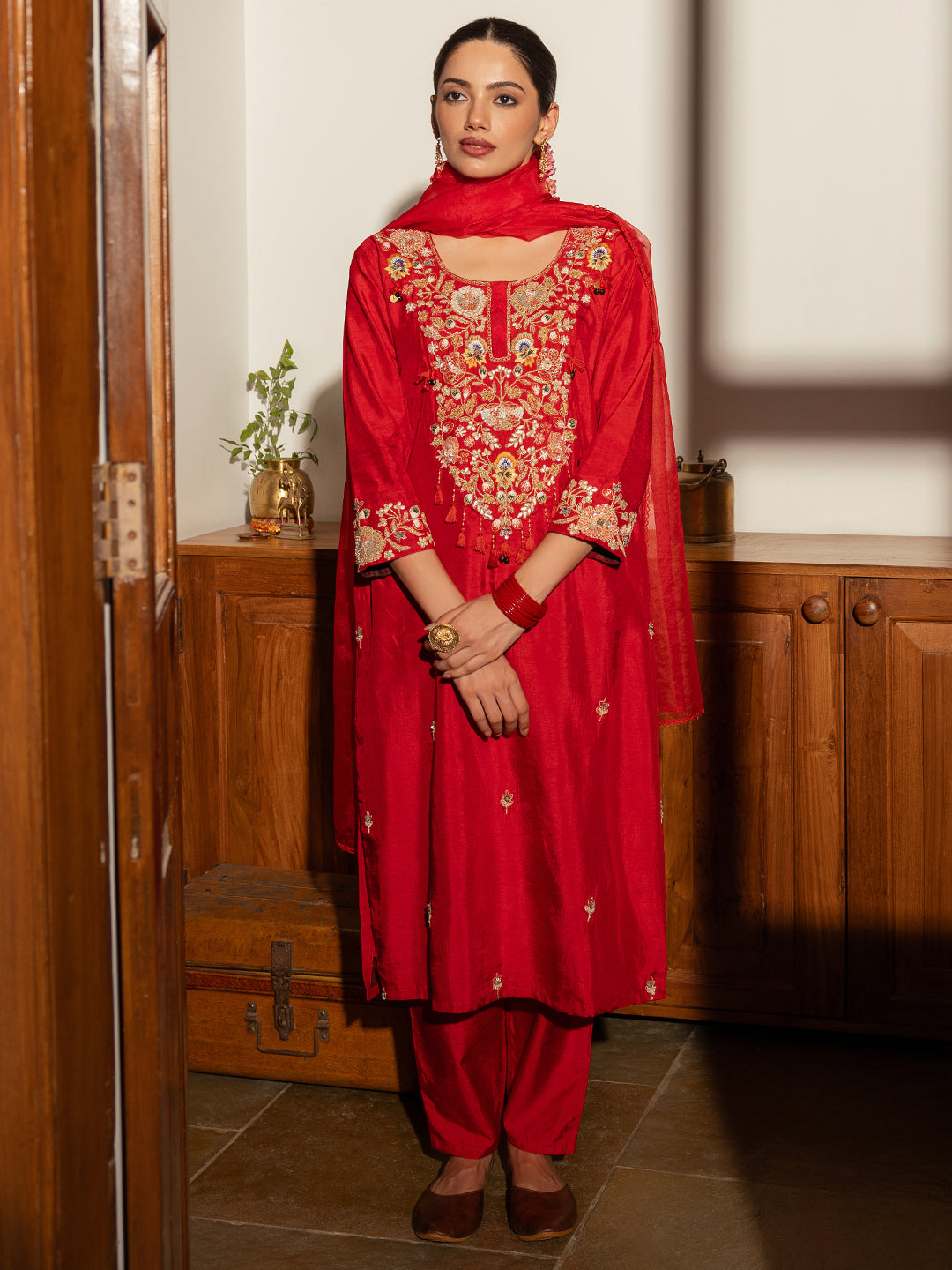 Floral Hand Embroidered Straight Fit Kurta with Pant and Dupatta - Red