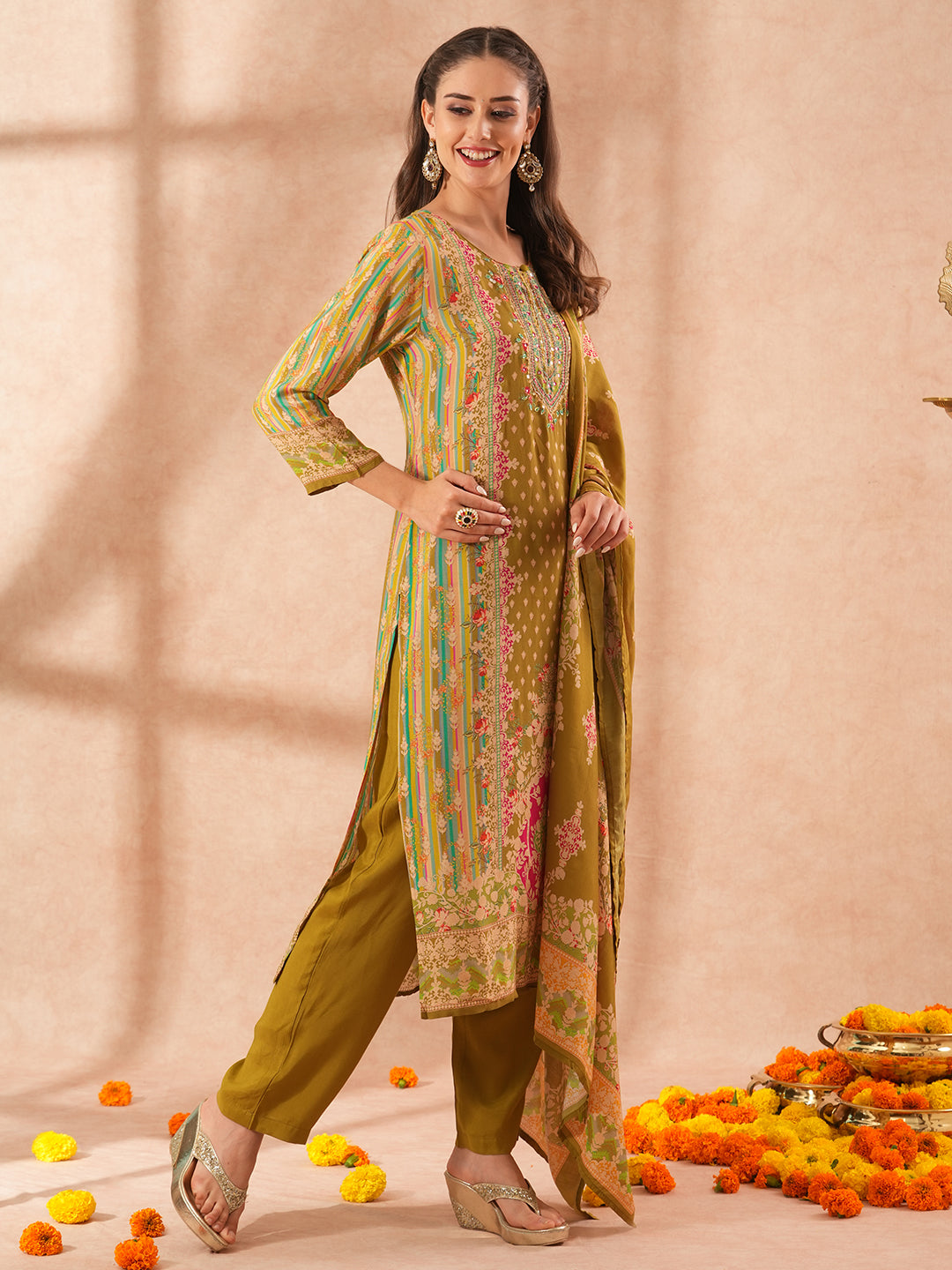 Floral Printed & Hand Embroidered Straight Kurta with Pant & with Printed Dupatta – Green