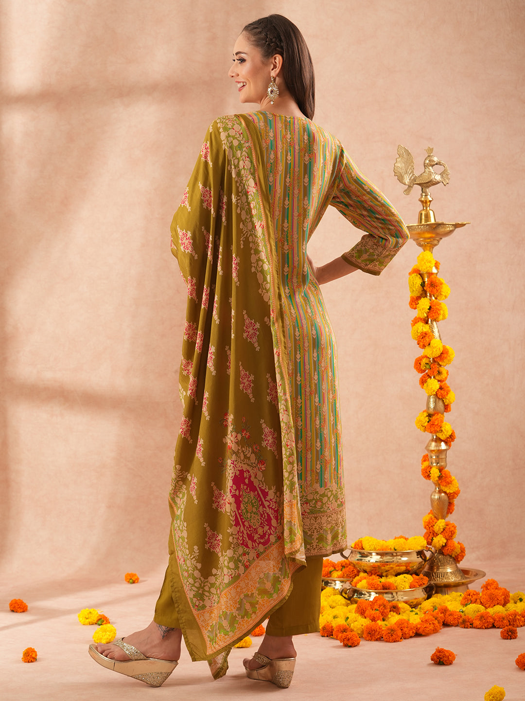 Floral Printed & Hand Embroidered Straight Kurta with Pant & with Printed Dupatta – Green