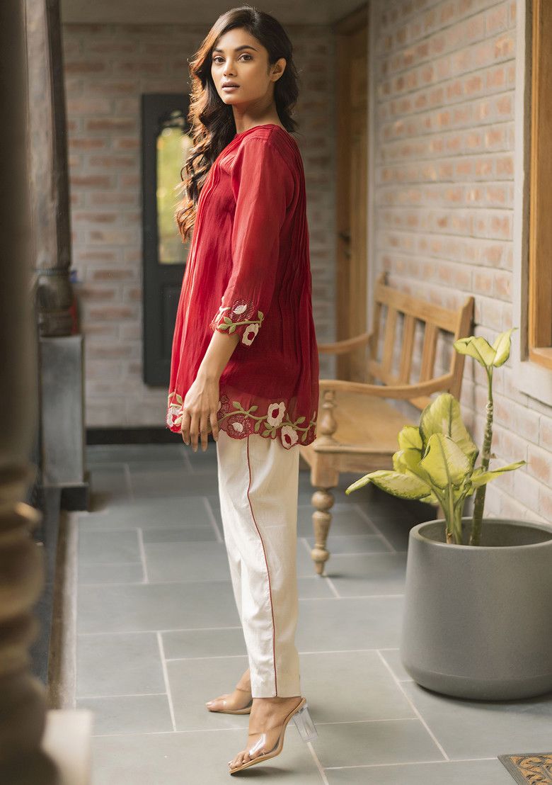 VAANI BESWAL Cherry Red Embroidered Handwoven Malai Chanderi Kurta And Pants Set