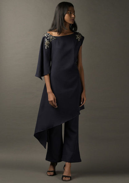 TWO SISTERS BY GYANS Navy Blue Resham Embroidered Lycra Tunic Set