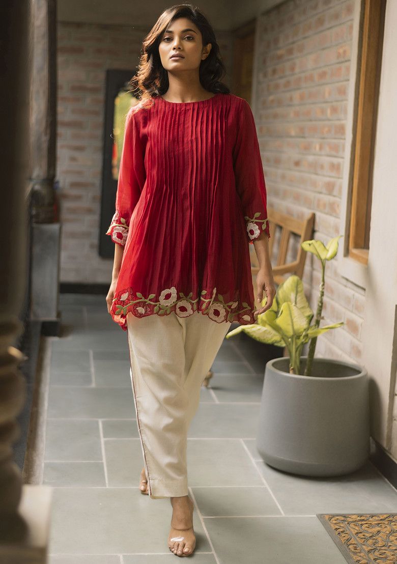 VAANI BESWAL Cherry Red Embroidered Handwoven Malai Chanderi Kurta And Pants Set