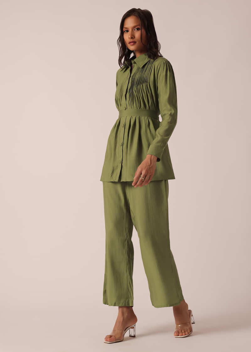 Green Pleated co ord set In Chanderi With Belt