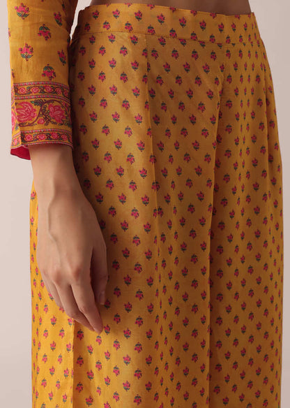 Yellow Kurta And Pant Set With Printed Detail